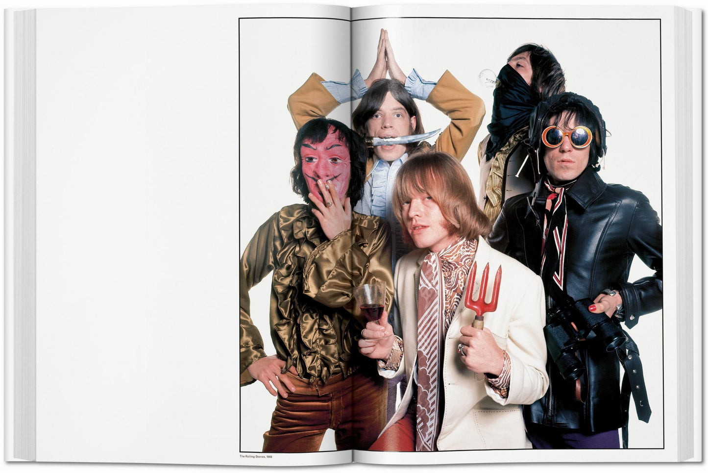 David Bailey. Art Edition No. 1–75 ‘John Lennon and Paul McCartney, 1965’ (English) (AP)
