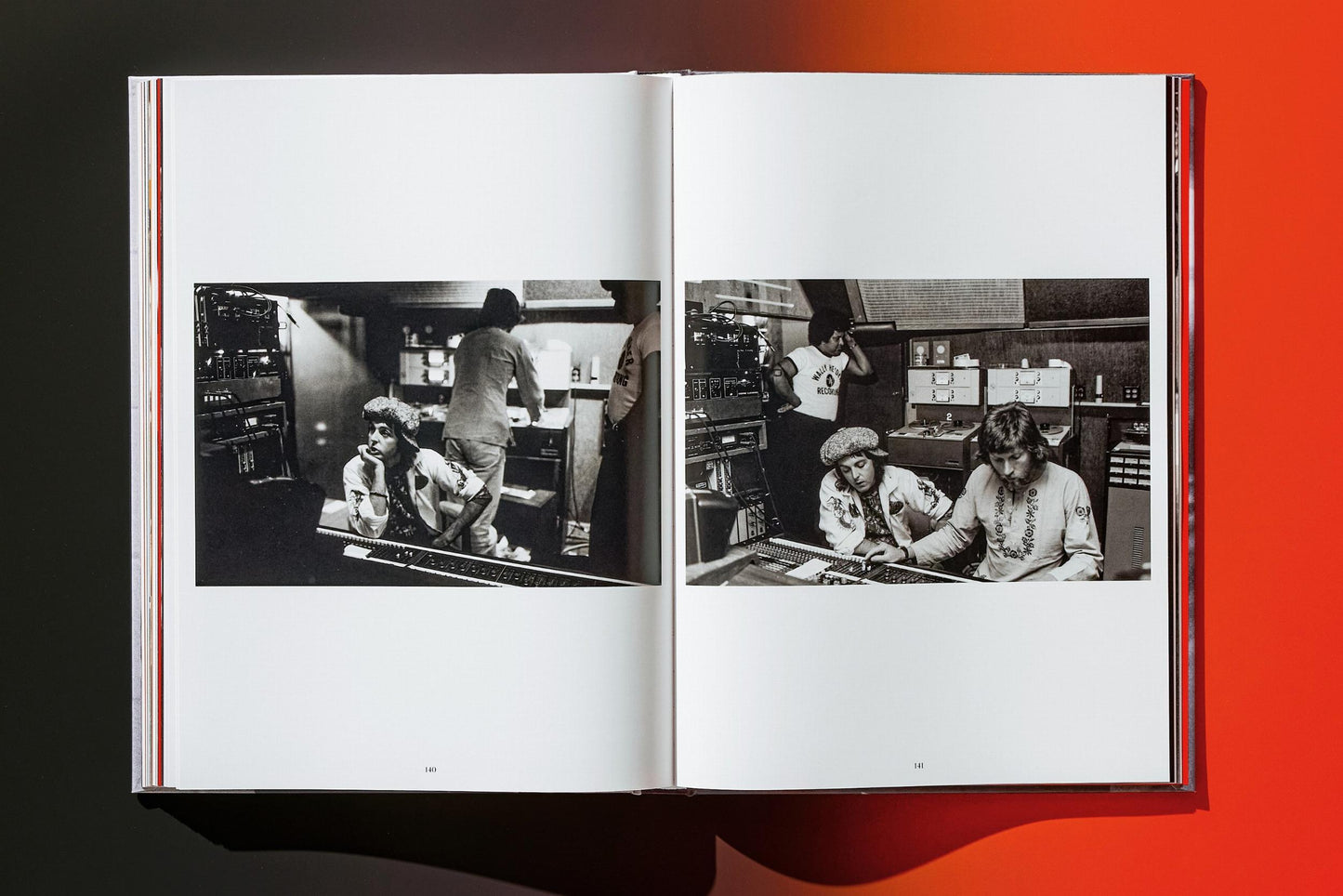 Benson, McCartney, Art B (Deutsch, Französisch, Englisch) (AP)