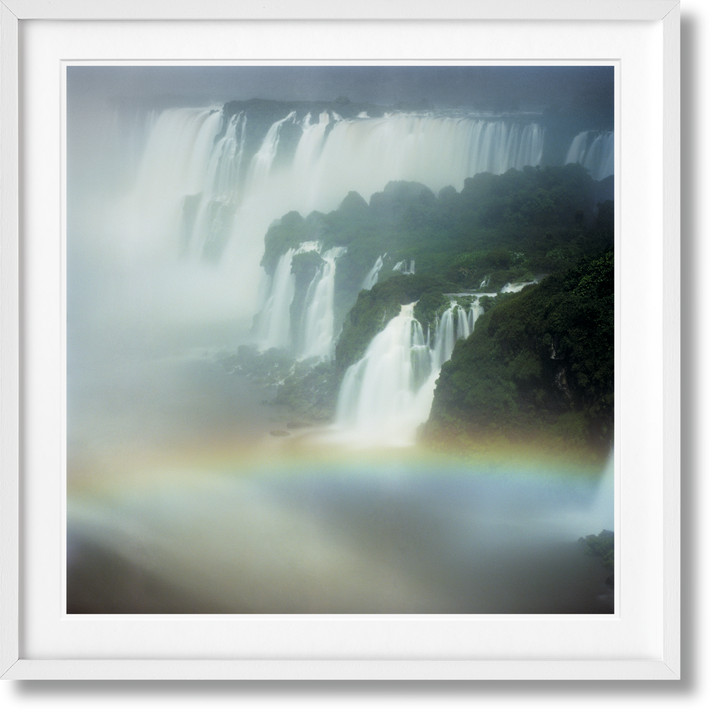 Almond, Fullmoon, Art A, Moonbow (German, French, English) (AP)