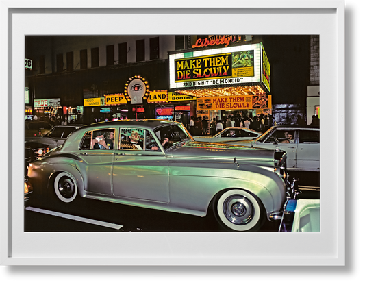 Marvin E. Newman. Art Edition No. 226–300 ‘42nd Street, 1983’ (English) (AP)